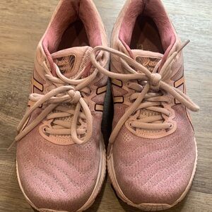 ASICS Women's Gel Nimbus Sneakers